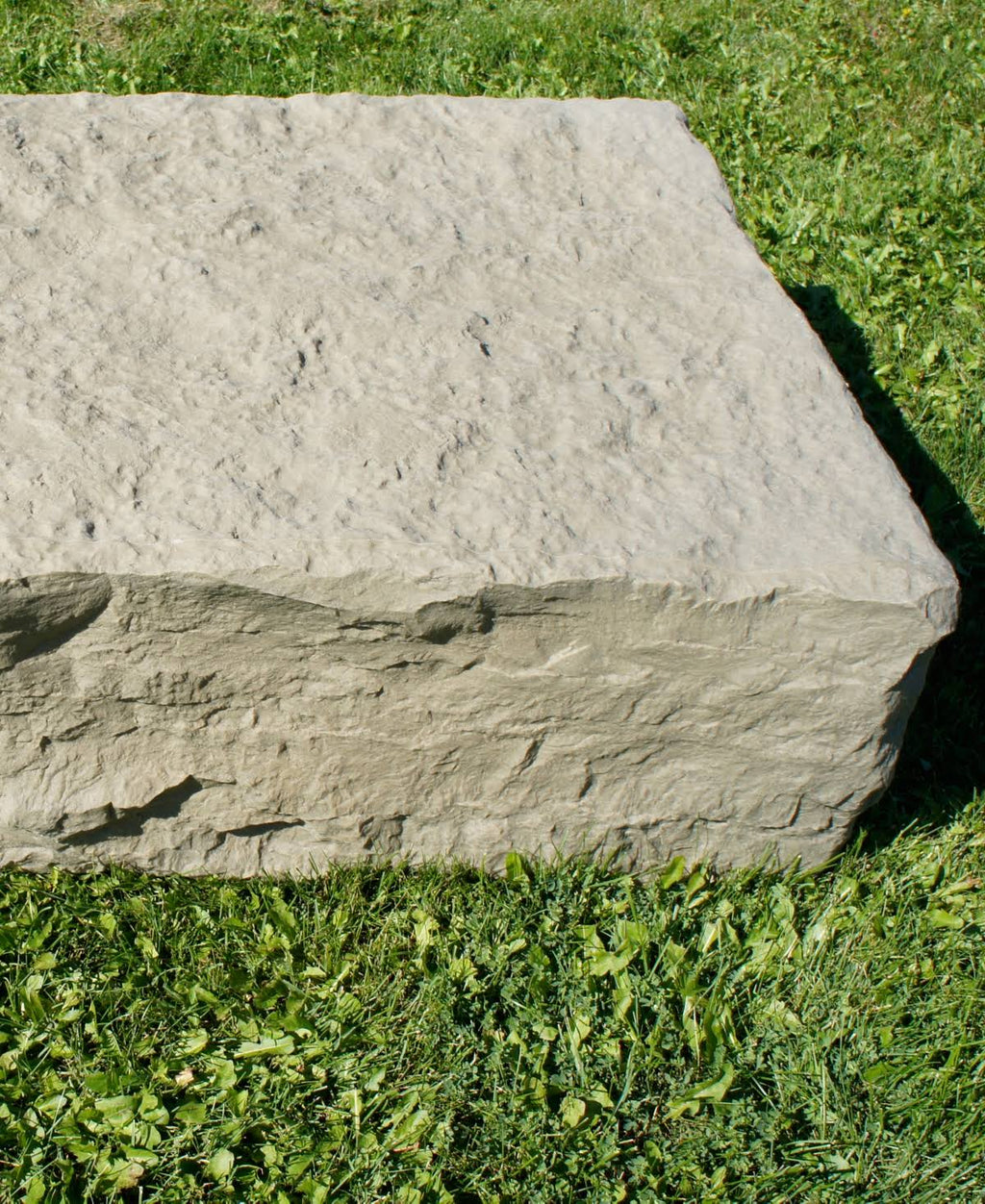 Full Landscape Rock - Grey/Armor Stone Q307949