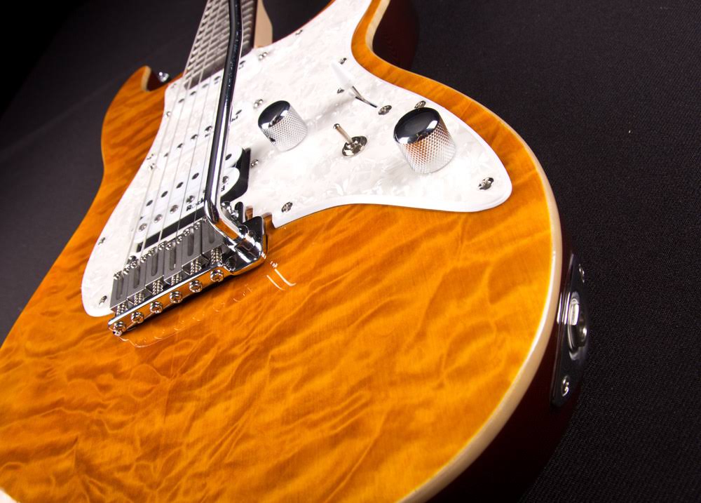 Amber Electric Guitar E121762