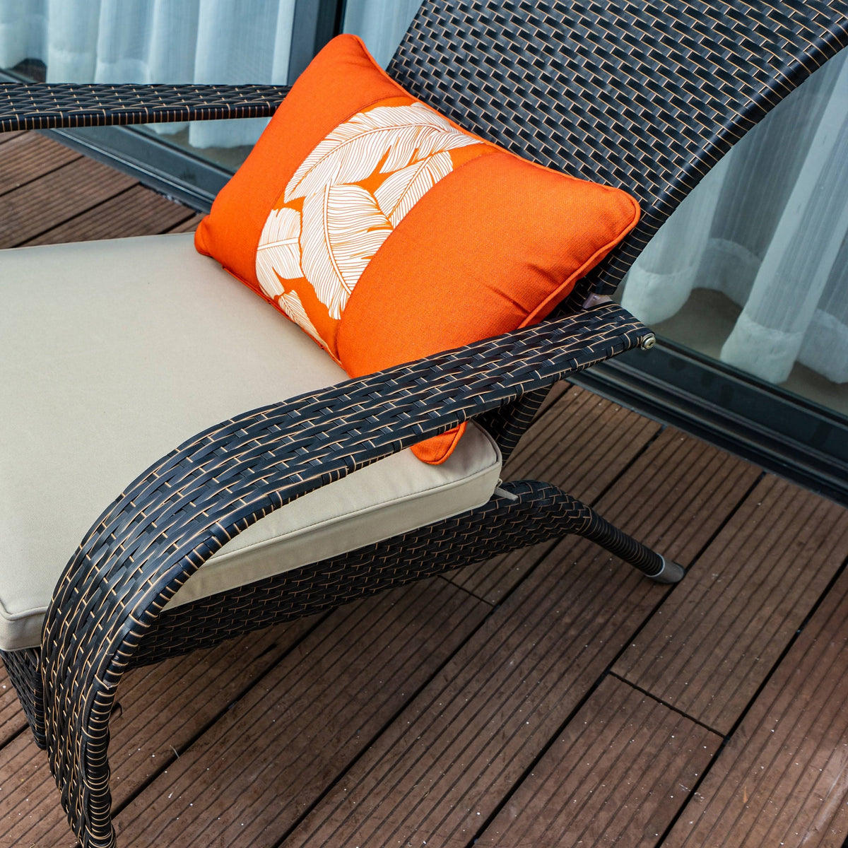 Brown Wicker Armchair N26688