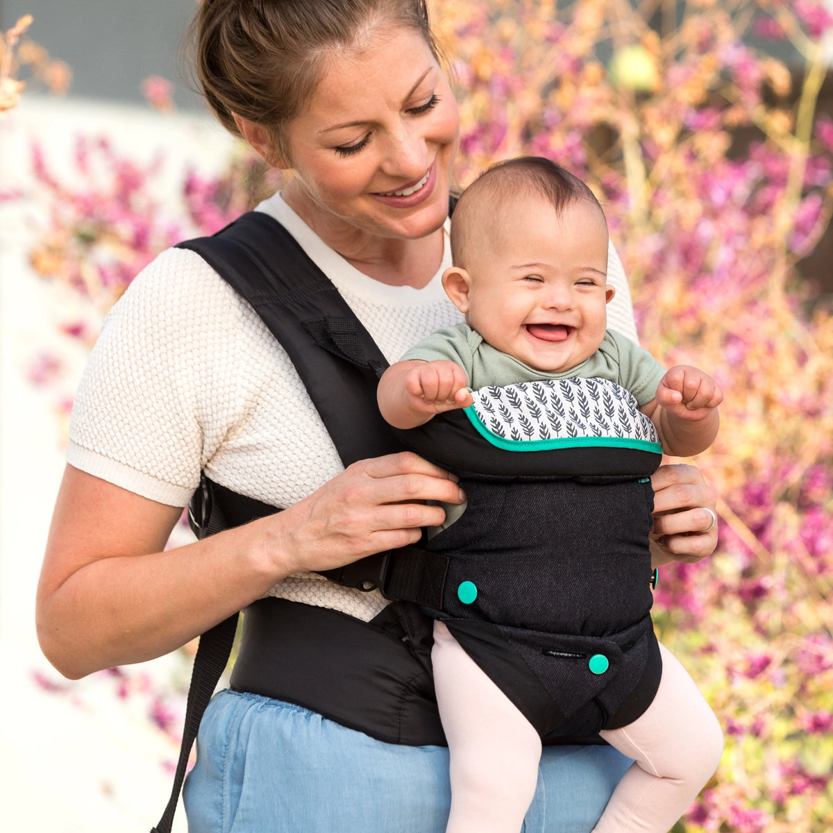 Black 4-in-1 Convertible Baby Carrier X9016
