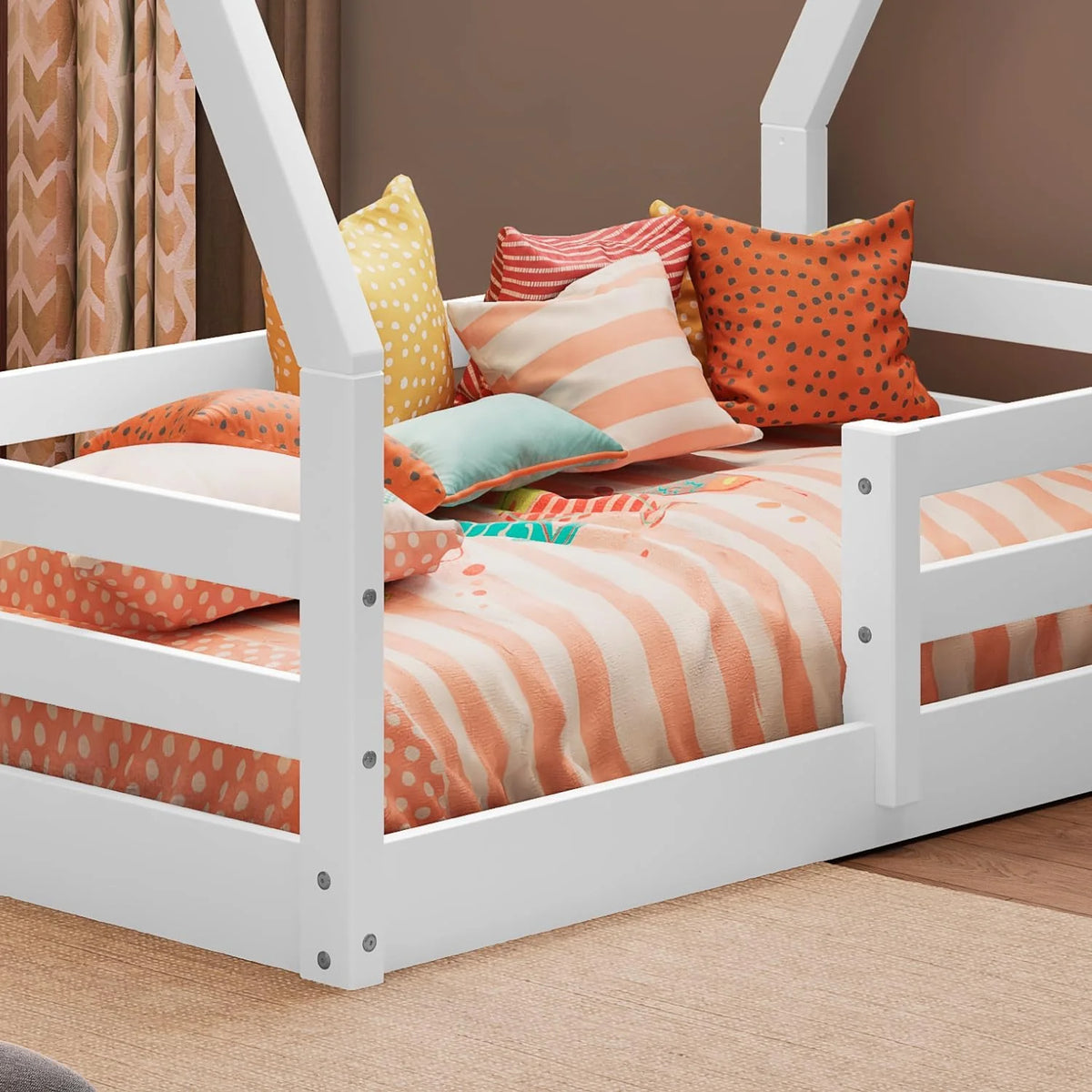 Solid Wood Toddler Bed White G206